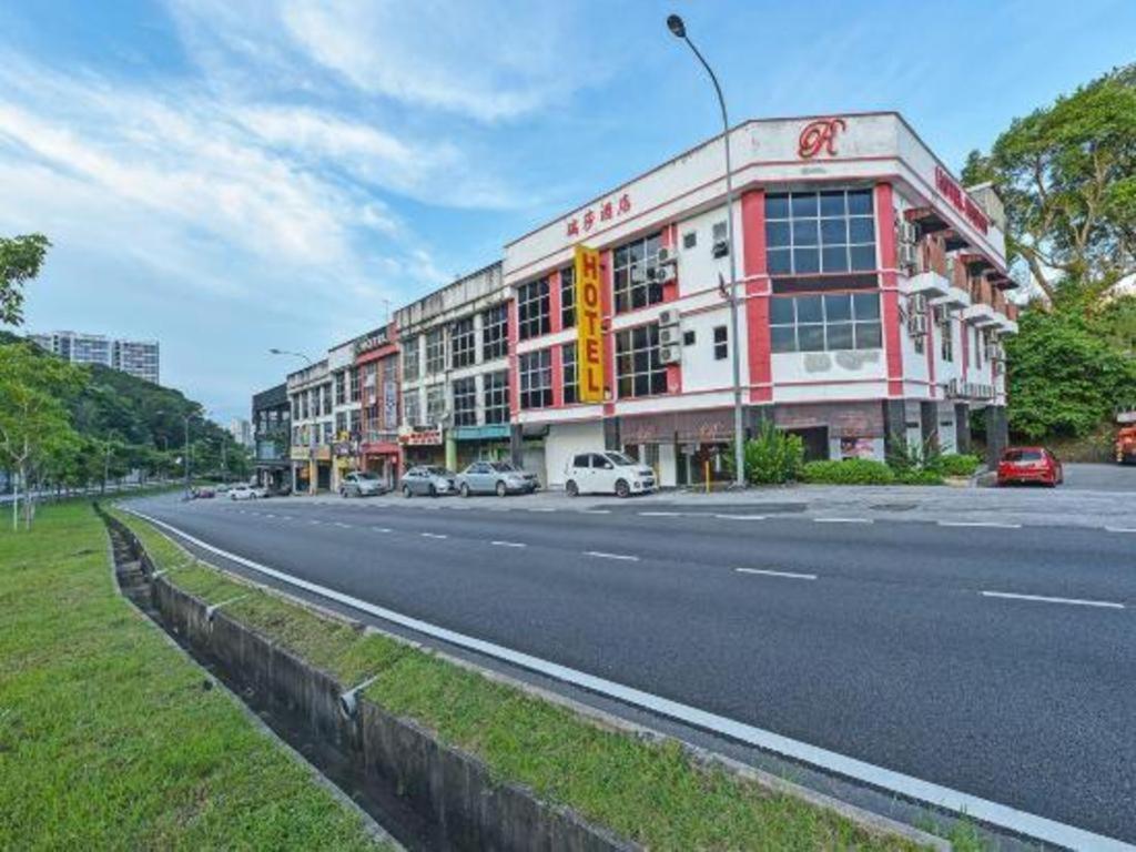 Oyo 90892 L&E Hotel Seremban Exteriör bild